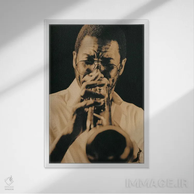 تابلو نوازندهٔ ترومپت جَز (وینتیج) اثر هنرمند ناشناس - نمای قابدار سفید