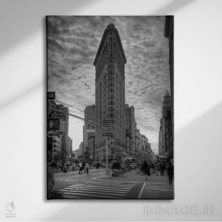 تابلو ساختمان فلتآیرون (نیویورک) اثر کریستوفر بلیس - نمای روبهرو روی دیوار
