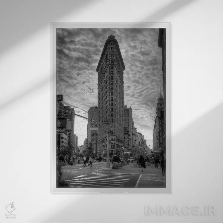 تابلو ساختمان فلتآیرون (نیویورک) اثر کریستوفر بلیس - نمای قابدار سفید