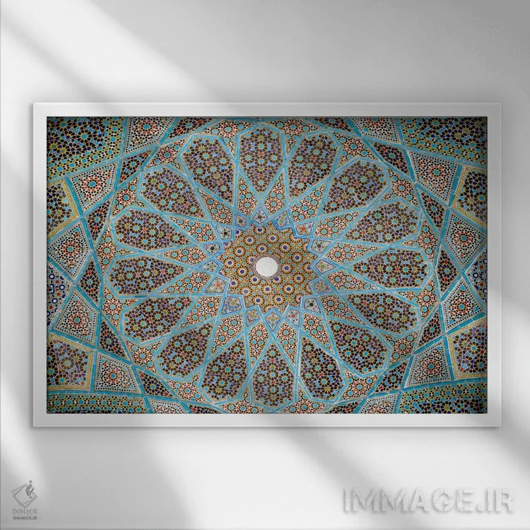 تابلو کاشیکاری آرامگاه حافظ اثر هنرمند ناشناس - نمای قابدار سفید