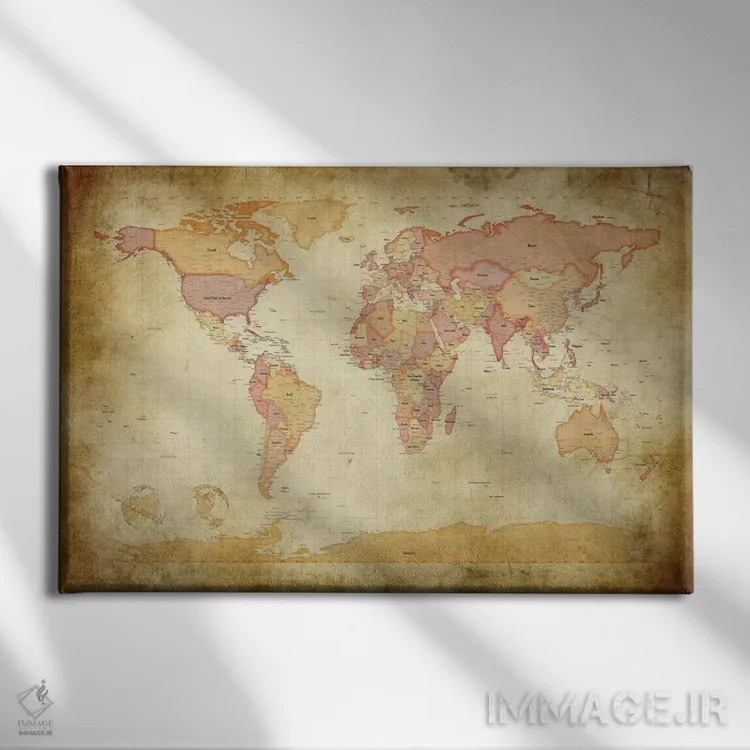 تابلو نقشهٔ جهان ۲ اثر مایکل تامپست - نمای روبهرو روی دیوار