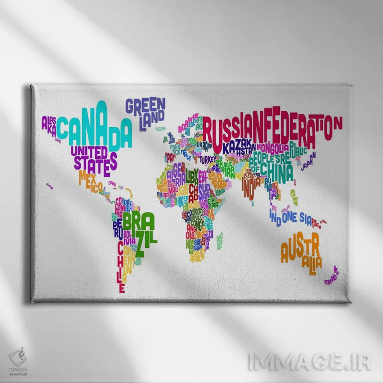 تابلو نقشهٔ تایپوگرافی جهان ۶ اثر مایکل تامپست - نمای روبهرو روی دیوار