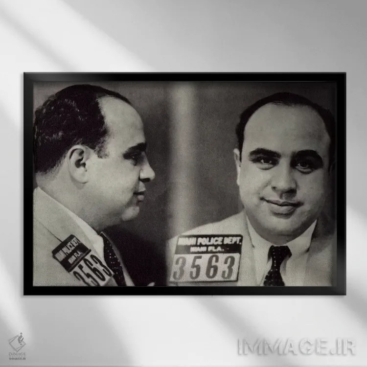 تابلو عکس بازداشت آلفونس گابریل آل کاپون اثر فایو بای فایو کالکتیو - نمای قابدار مشکی