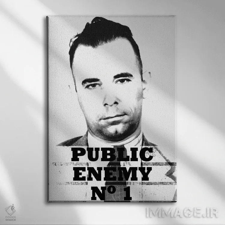 تابلو جان دیلینجر؛ دشمن عمومی شماره ۱ اثر فایو بای فایو کالکتیو - نمای روبهرو روی دیوار