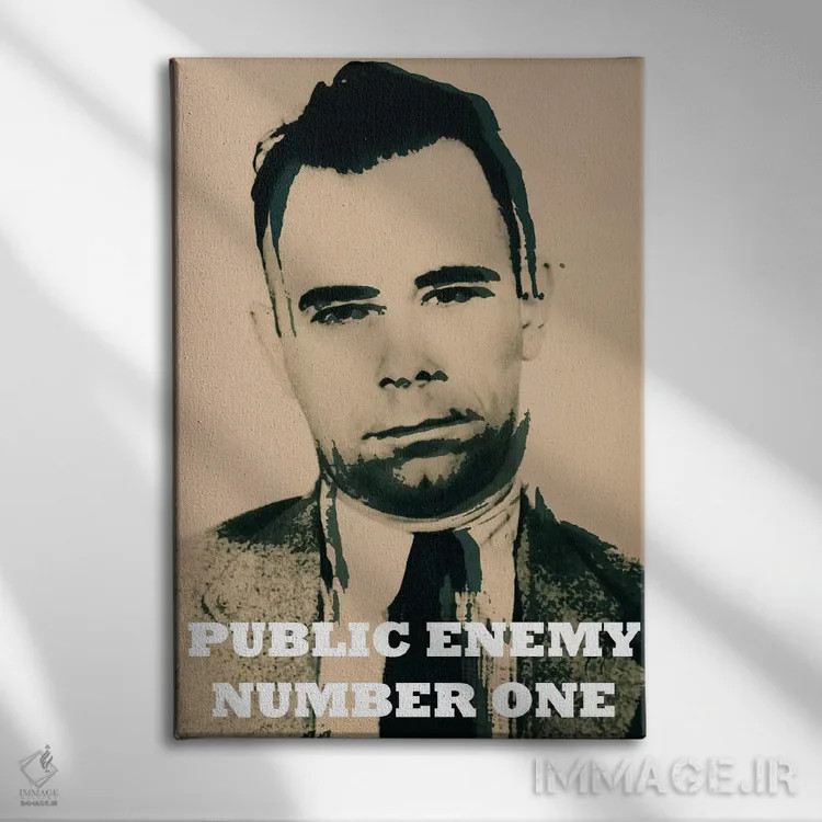 تابلو جان دیلینجر (۱۹۰۳–۱۹۳۴)؛ دشمن شماره ۱ اثر فایو بای فایو کالکتیو - نمای روبهرو روی دیوار