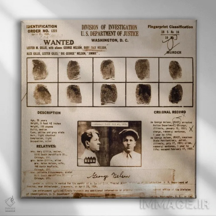تابلو پوستر تحت تعقیب لستر ام. گلیس ملقب به "بیبی فیس نلسون" اثر هنرمند ناشناس - نمای روبهرو روی دیوار