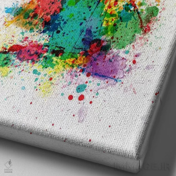 تابلو نقشهٔ بریتانیا با پاشش رنگ اثر مایکل تامپست - نمای نزدیک بافت بوم