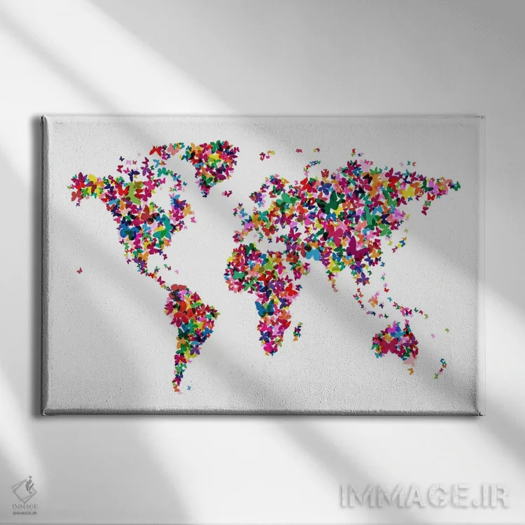 تابلو نقشهٔ جهان با پروانهها اثر مایکل تامپست - نمای روبهرو روی دیوار