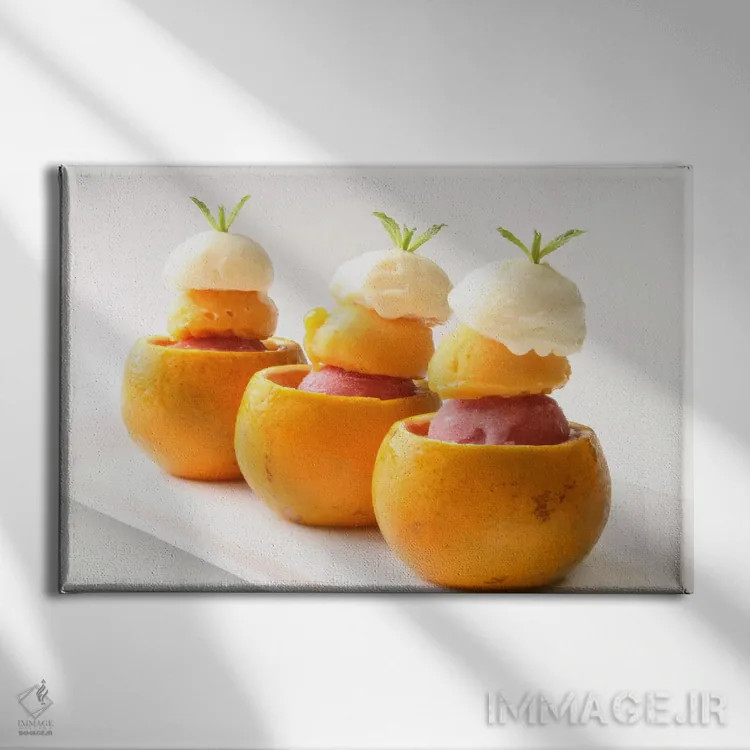 تابلو بستنی توپی داخل پرتقال اثر هنرمند ناشناس - نمای روبهرو روی دیوار
