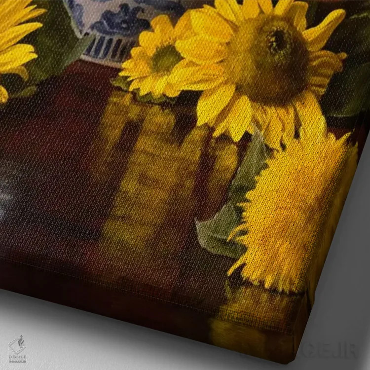 تابلو آفتابگردانها در گلدان چینی آبی و سفید اثر کریستوفر پیرس - نمای نزدیک بافت بوم