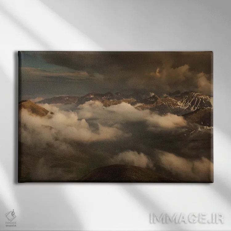 تابلو بالای ابرها اثر آنابل شابر - نمای روبهرو روی دیوار