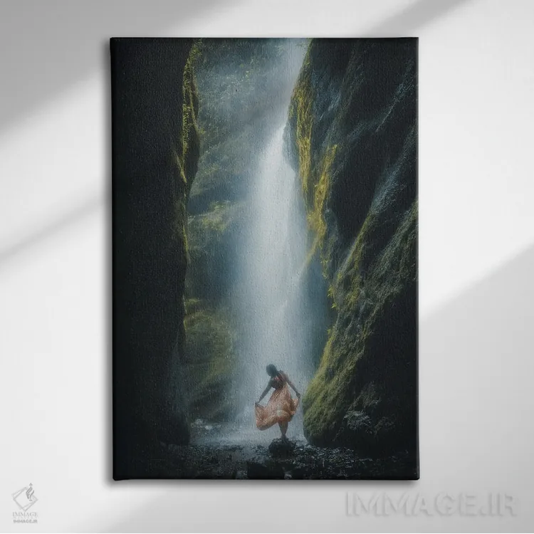 تابلو درهٔ مخفی اثر آنابل شابر - نمای روبهرو روی دیوار