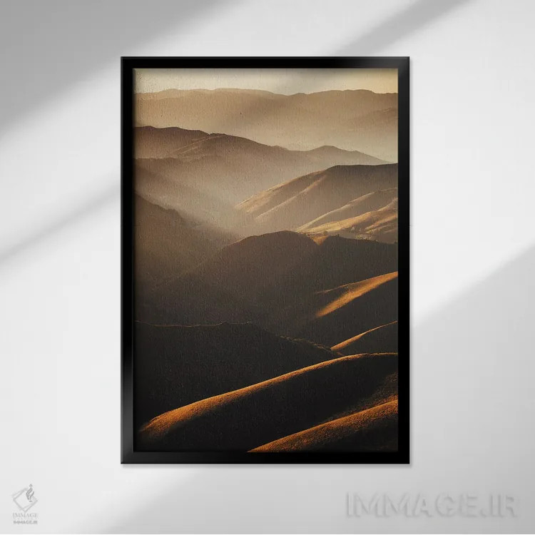 تابلو میان تپهها و درهها اثر آنابل شابر - نمای قابدار مشکی