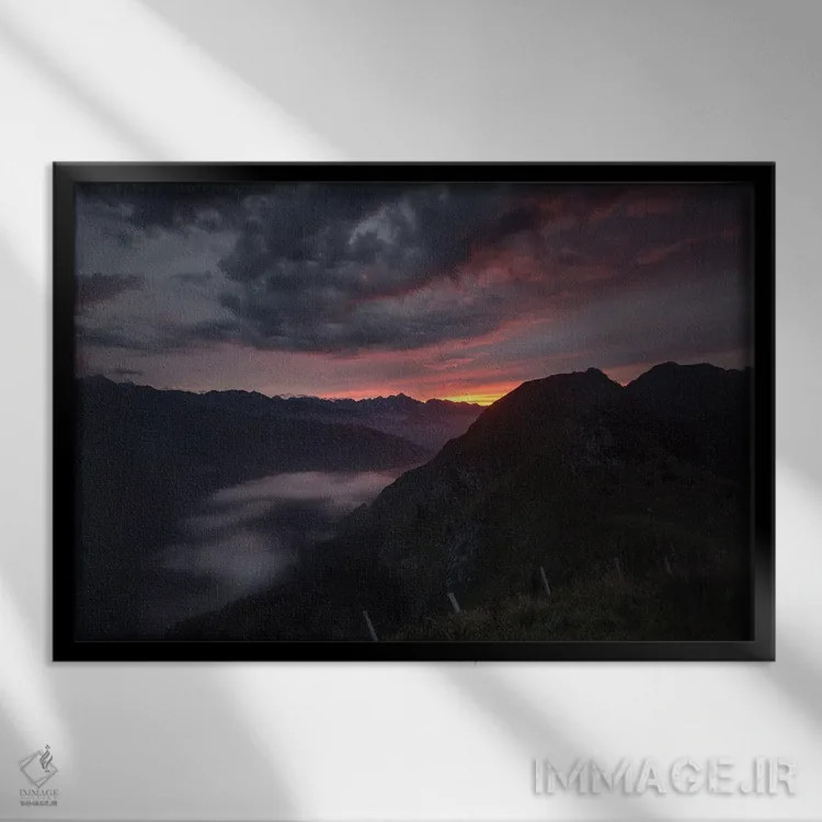 تابلو کوههای پیرنه در غروب اثر آنابل شابر - نمای قابدار مشکی
