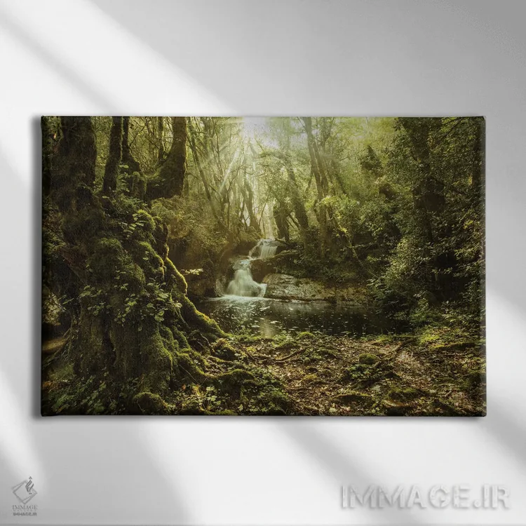 تابلو بهشت سبز در جزیره کرس اثر آنابل شابر - نمای روبهرو روی دیوار