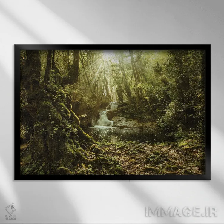 تابلو بهشت سبز در جزیره کرس اثر آنابل شابر - نمای قابدار مشکی