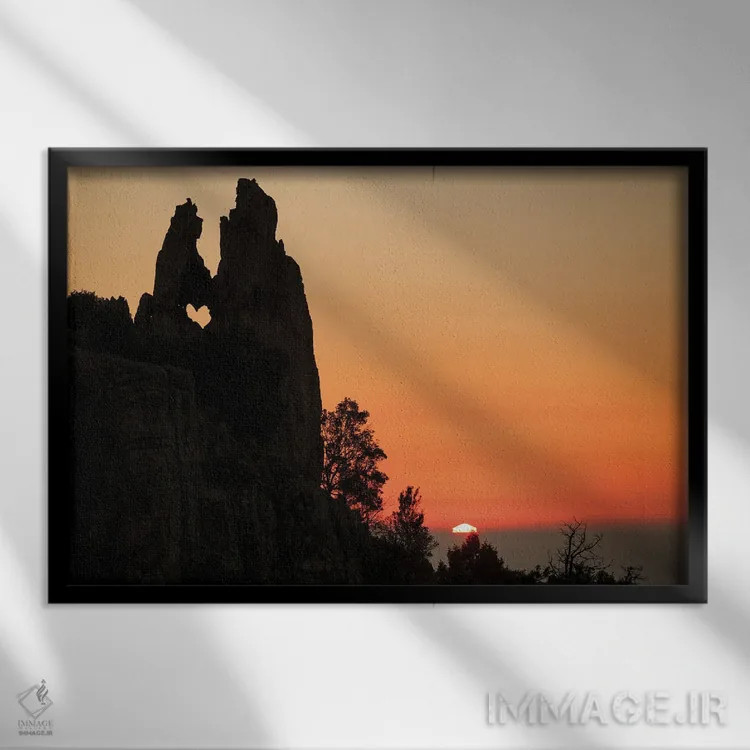 تابلو درههای پیانا در کرس II (فرانسه) اثر آنابل شابر - نمای قابدار مشکی