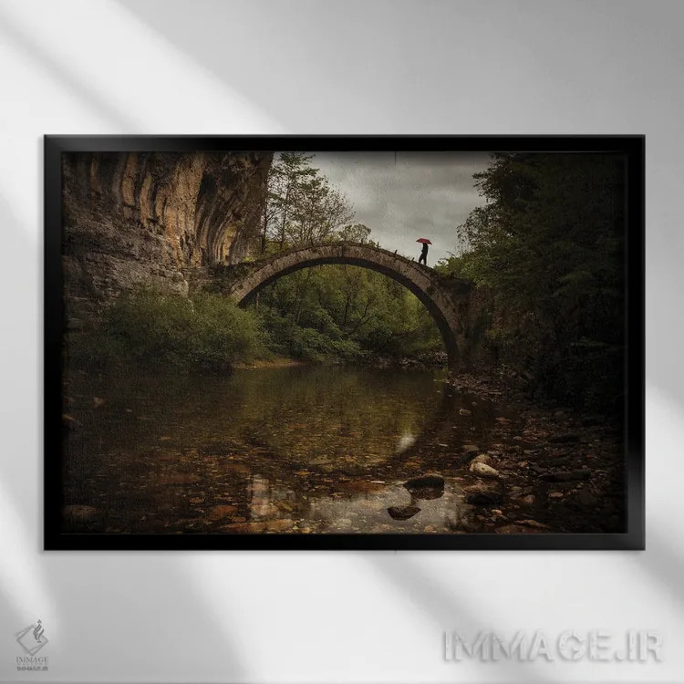 تابلو پل کهنه در یونان اثر آنابل شابر - نمای قابدار مشکی