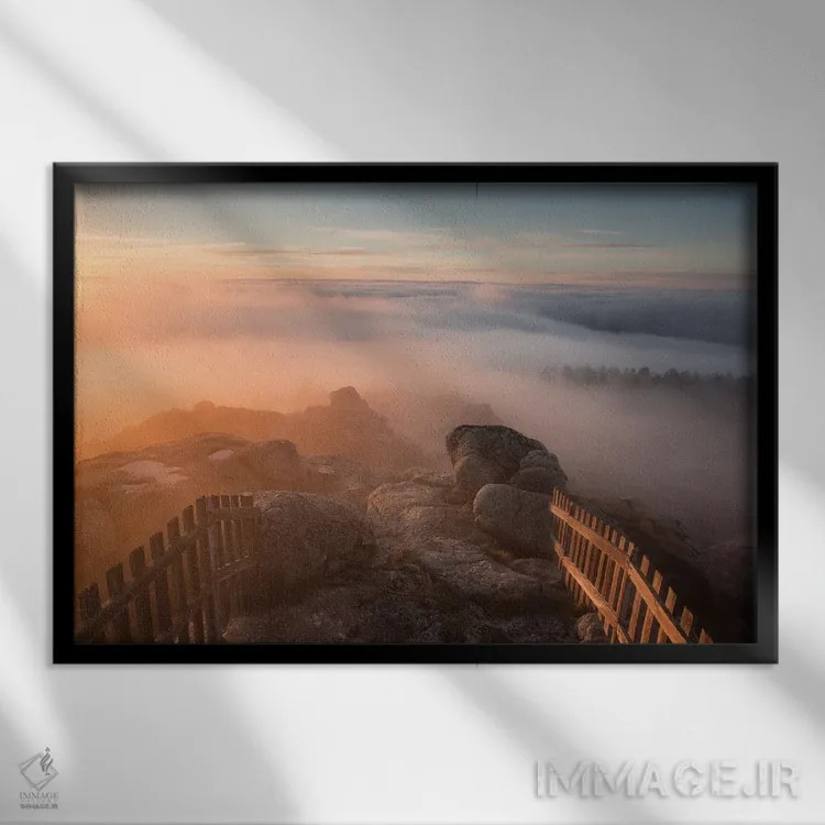 تابلو مسیر به سوی دریای ابرها اثر آنابل شابر - نمای قابدار مشکی