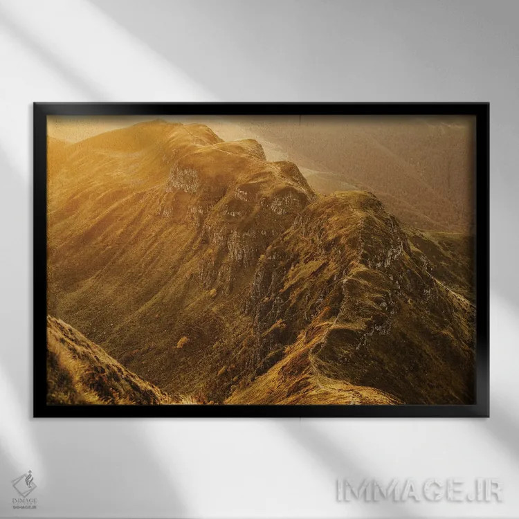 تابلو چشمانداز آتشفشانی اثر آنابل شابر - نمای قابدار مشکی