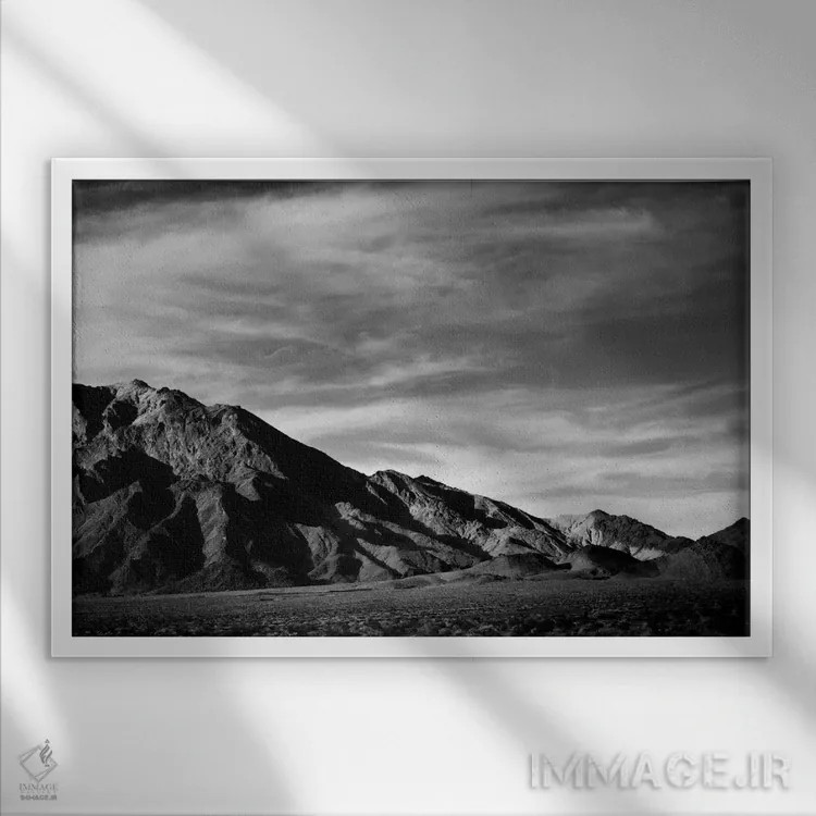 تابلو نزدیک دره مرگ اثر انسل آدامز (عکاس طبیعت آمریکایی) - نمای قابدار سفید