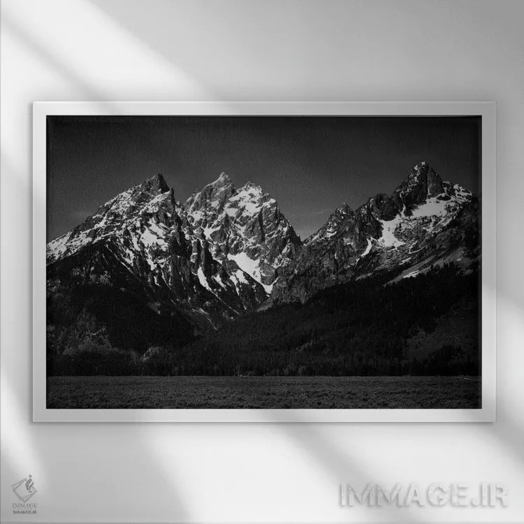 تابلو گرند تیتون XI (کوهستان) اثر انسل آدامز (عکاس طبیعت آمریکایی) - نمای قابدار سفید