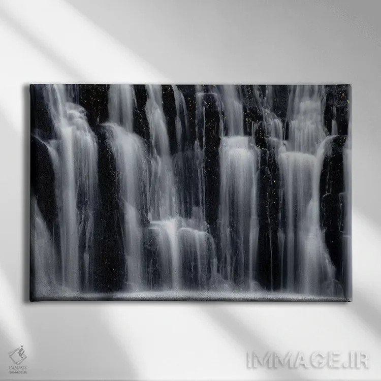 تابلو درخشان اثر آندریاس آجازی - نمای روبهرو روی دیوار