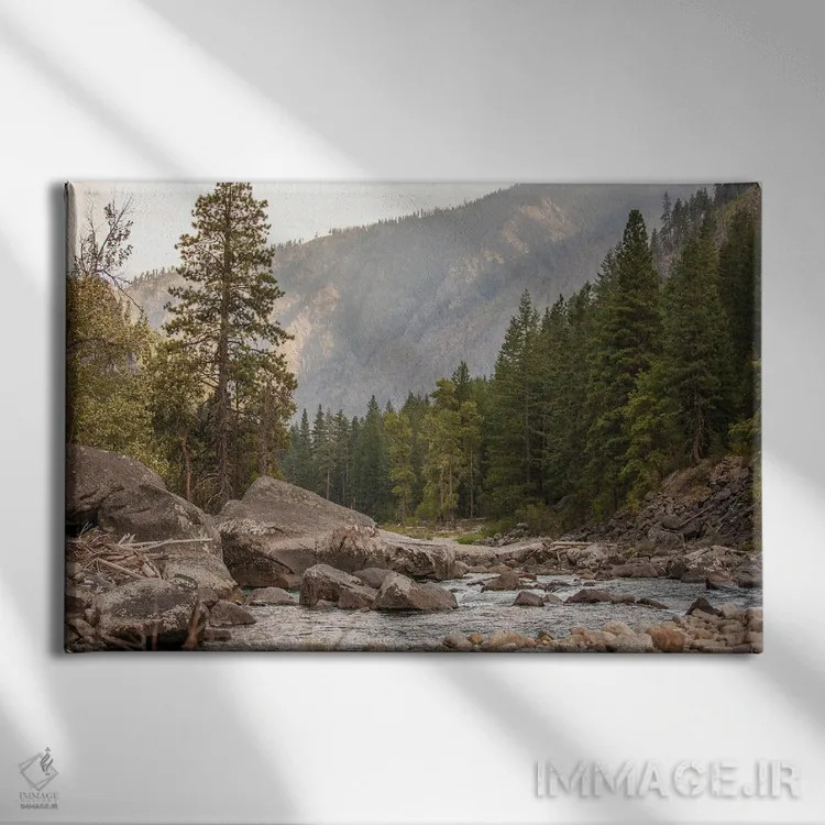 تابلو مدتی تنها اثر آرون متسون - نمای روبهرو روی دیوار