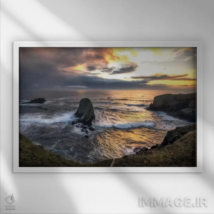 تابلو خلیج آرام اقیانوس آرام اثر اندی اموس - نمای قابدار سفید