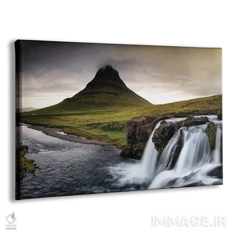 تابلو نزدیک آبشار اثر اندی اموس - نمای پرسپکتیو محصول