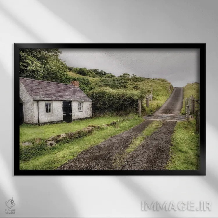 تابلو حومهٔ شهر اثر اندی اموس - نمای قابدار مشکی