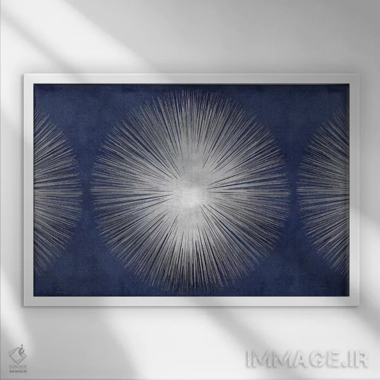 تابلو تابش خورشید نقرهای روی آبی ۳ اثر ابی یانگ - نمای قابدار سفید