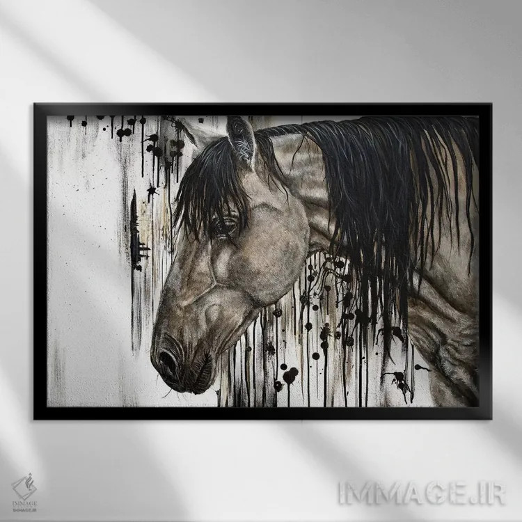 تابلو زیبایی با پوست گوزنی اثر آنجلا بادن - نمای قابدار مشکی