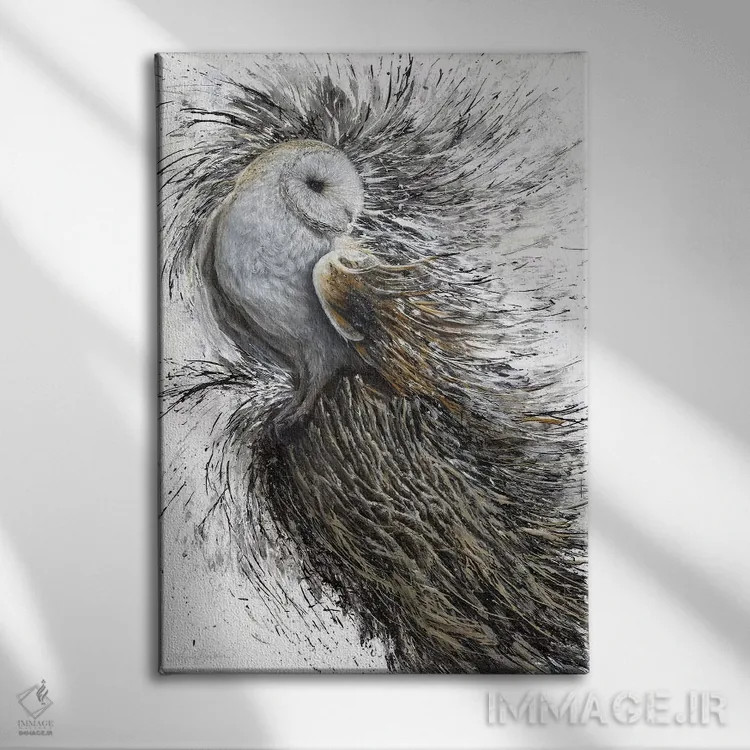 تابلو نشسته (بر لبه) اثر آنجلا بادن - نمای روبهرو روی دیوار