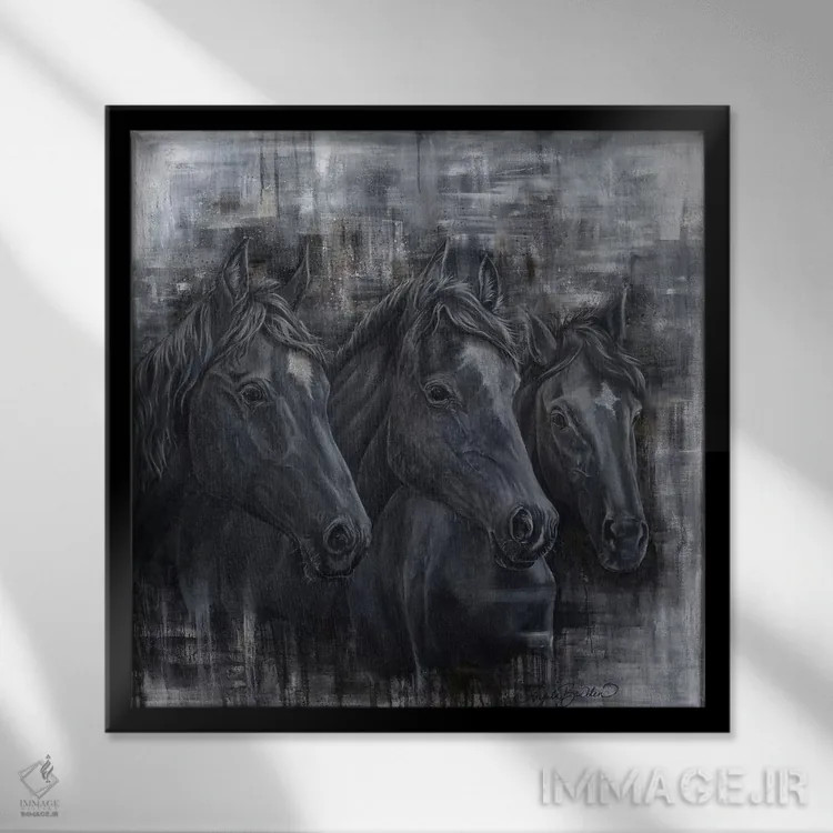 تابلو سهگانه اسبی اثر آنجلا بادن - نمای قابدار مشکی