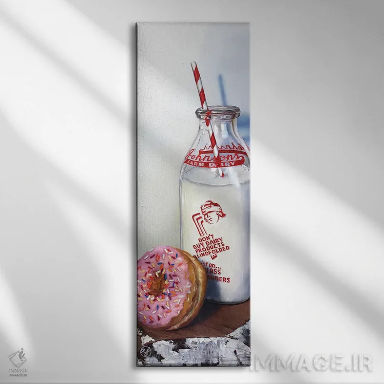 تابلو لبنیات را چشمبسته نخر! اثر ابرا جانسون - نمای روبهرو روی دیوار