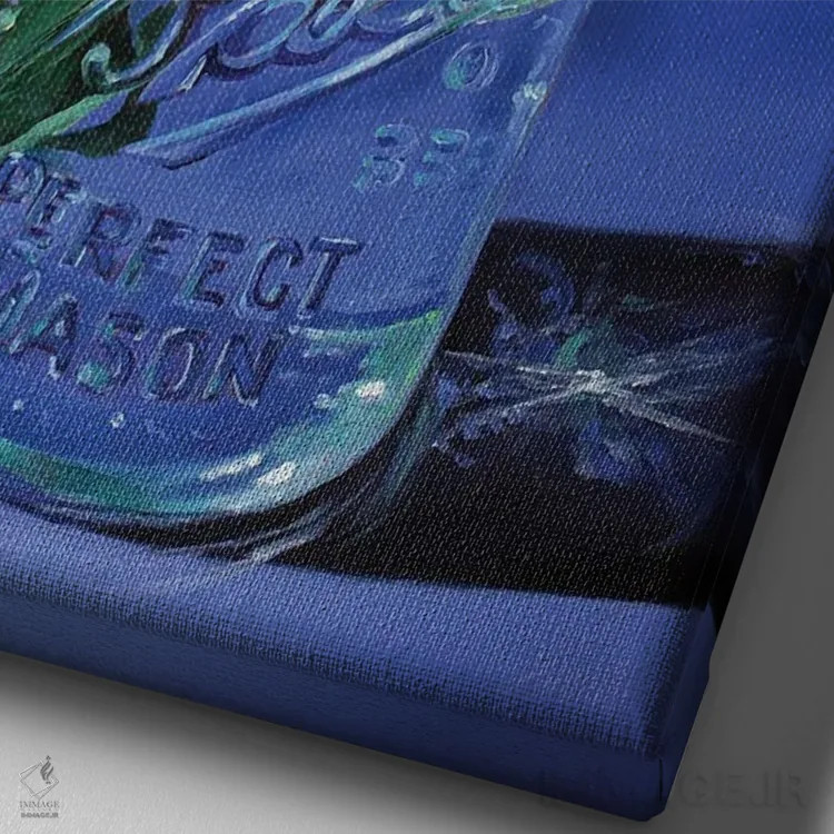 تابلو شیشهٔ مربا با گلها اثر ابرا جانسون - نمای نزدیک بافت بوم