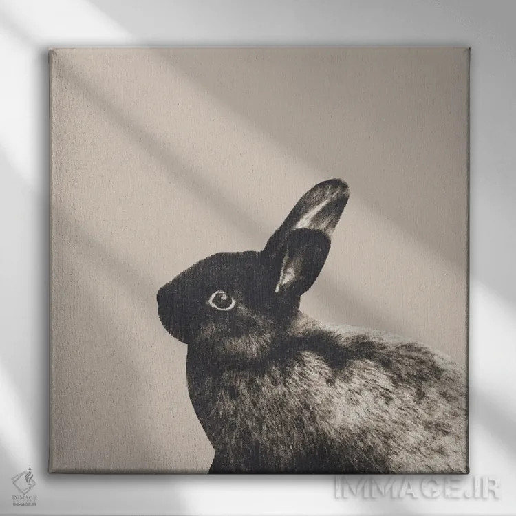 تابلو خرگوش کوچک روی بژ روشن I اثر هنر آنیتا و بلا - نمای روبهرو روی دیوار