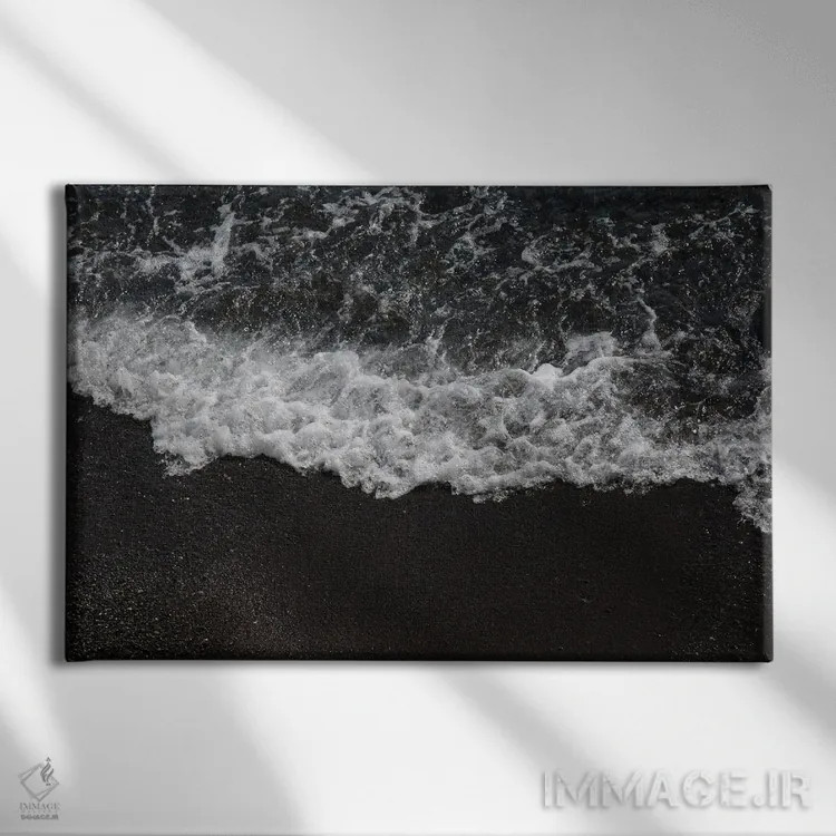 تابلو رویای امواج اقیانوس سانتورینی II اثر هنر آنیتا و بلا - نمای روبهرو روی دیوار