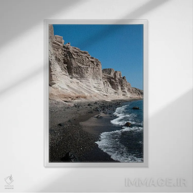 تابلو ساحل سانتورینی I اثر هنر آنیتا و بلا - نمای قابدار سفید