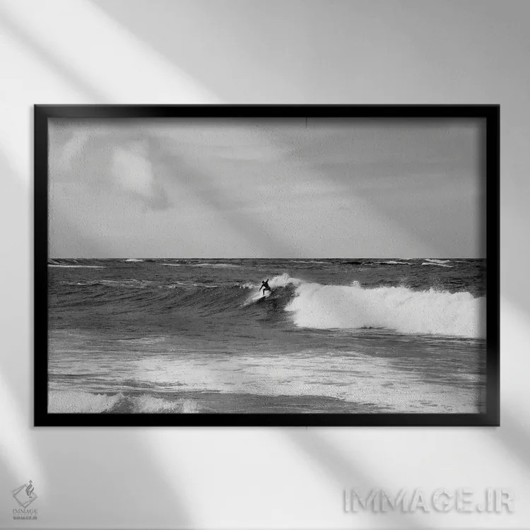 تابلو موجسوار بر موج II اثر هنر آنیتا و بلا - نمای قابدار مشکی