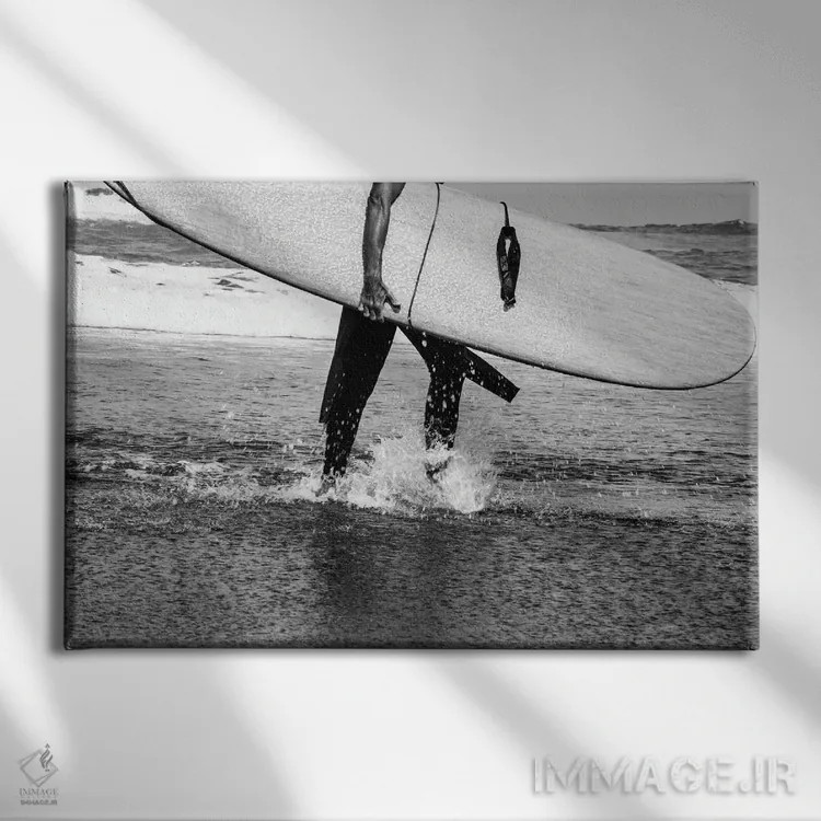 تابلو حال و هوای موجسوار سیاه و سفید II اثر هنر آنیتا و بلا - نمای روبهرو روی دیوار