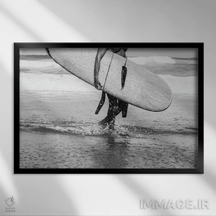 تابلو حال و هوای موجسوار سیاه و سفید IV اثر هنر آنیتا و بلا - نمای قابدار مشکی