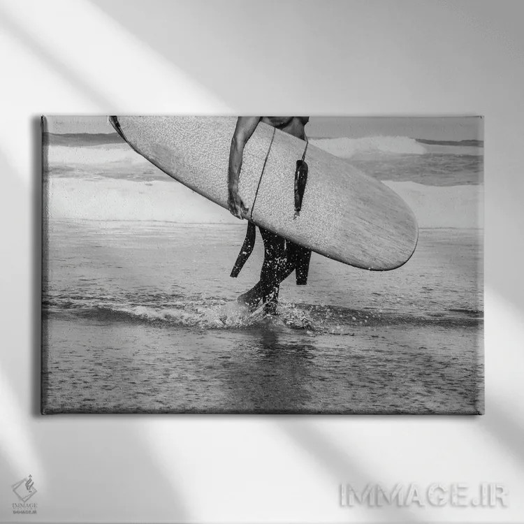 تابلو حال و هوای موجسوار سیاه و سفید IV اثر هنر آنیتا و بلا - نمای روبهرو روی دیوار