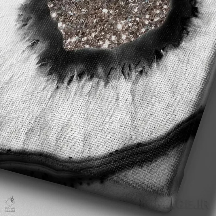 تابلو آگات سفید با درخشش نقرهای براق I اثر هنر آنیتا و بلا - نمای نزدیک بافت بوم