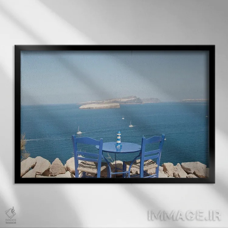 تابلو چشمانداز اقیانوس سانتورینی I اثر هنر آنیتا و بلا - نمای قابدار مشکی