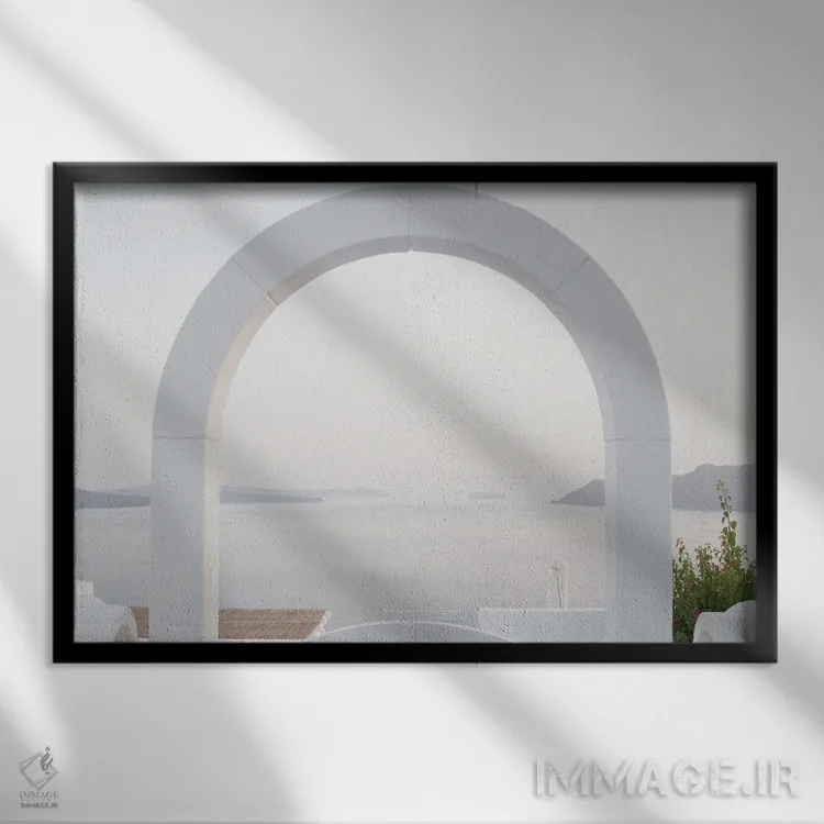 تابلو دروازهٔ اویای سانتورینی V (محلهای در سانتورینی) اثر هنر آنیتا و بلا - نمای قابدار مشکی