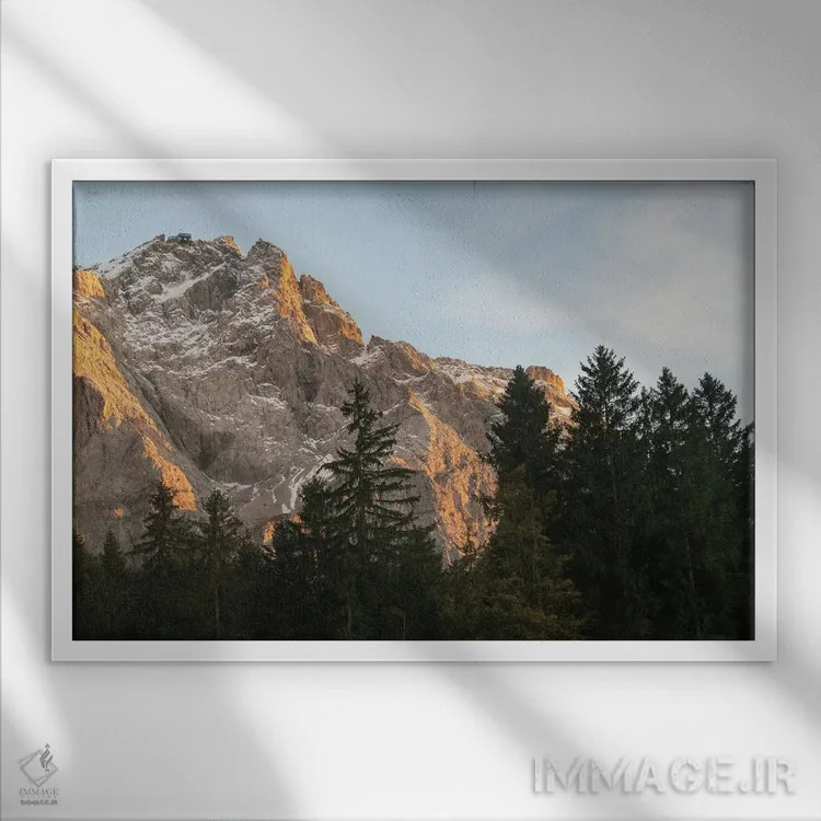 تابلو لذت غروب کوهستان یک اثر هنر آنیتا و بلا - نمای قابدار سفید