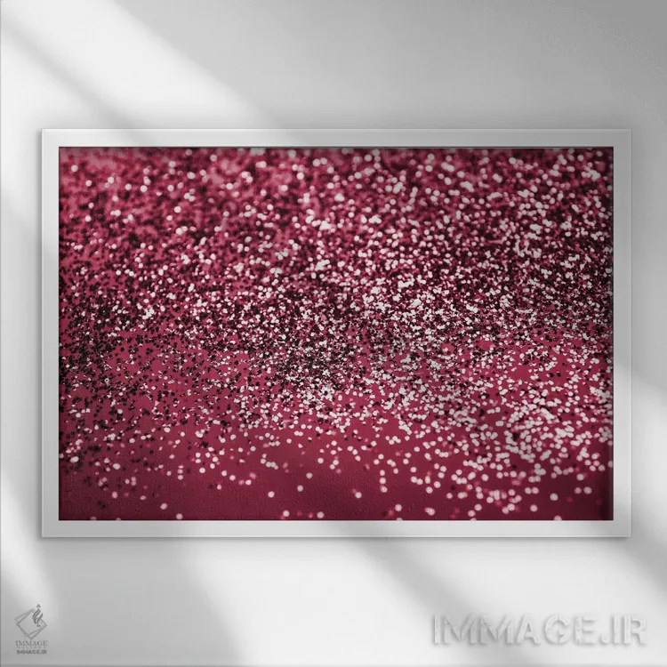 تابلو درخشش خانم ماجنتا ویوا اثر هنر آنیتا و بلا - نمای قابدار سفید