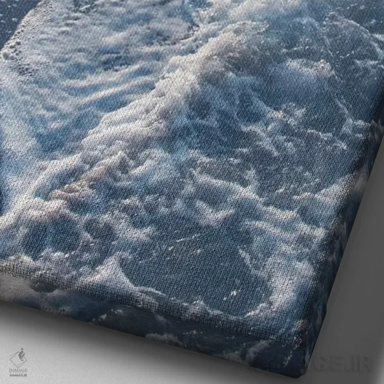 تابلو امواج رؤیایی اقیانوس آبی اثر هنر آنیتا و بلا - نمای نزدیک بافت بوم